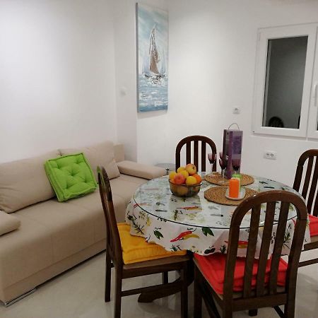 Apartment Marina Комижа Екстер'єр фото