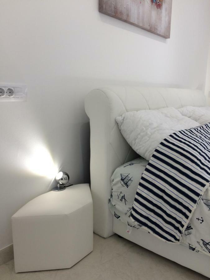 Apartment Marina Комижа Екстер'єр фото