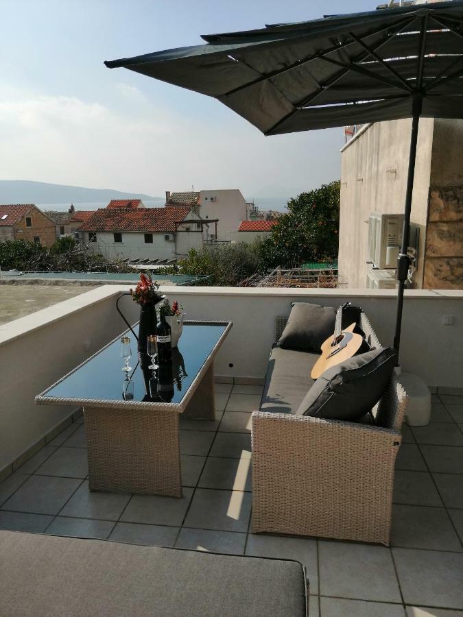 Apartment Marina Комижа Екстер'єр фото